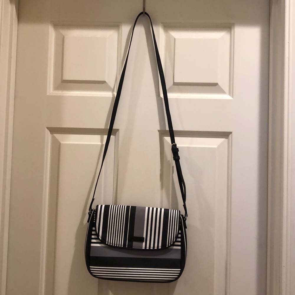 Vera Bradley midnight strip crossbody bag